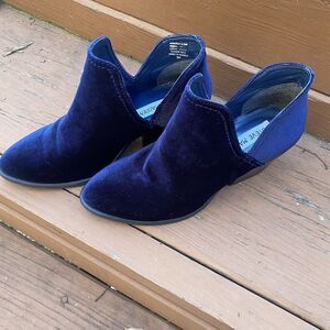 Steve Madden Blue Velvet Ankle Booties